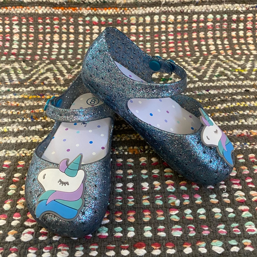Toddler girls size 8 cat&jack unicorn shoes